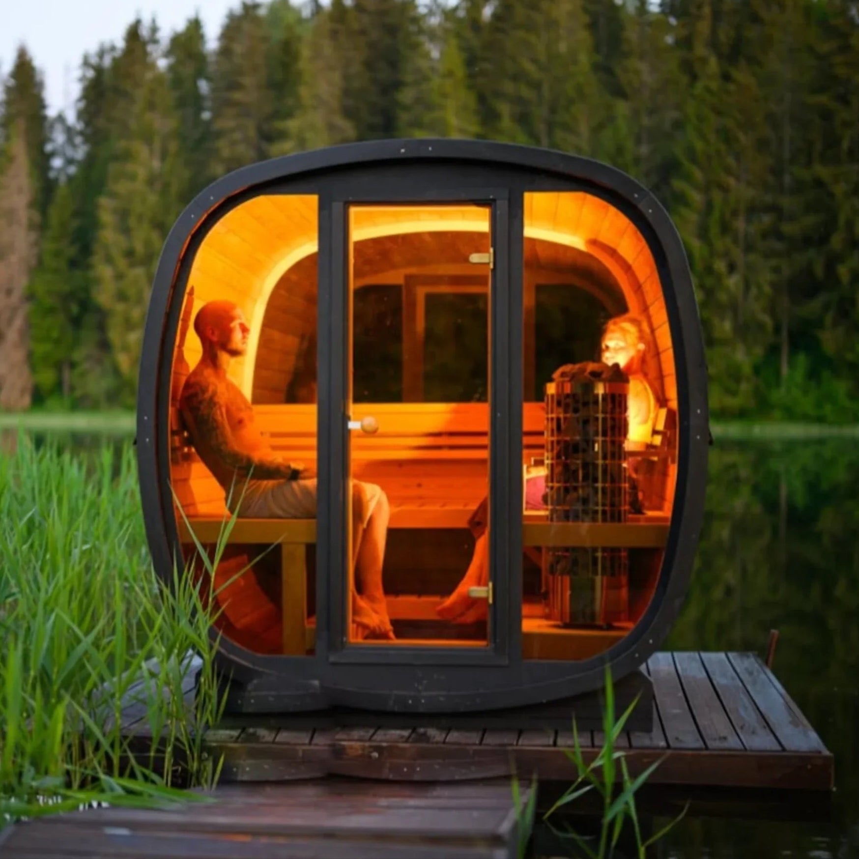 Auris Two Outdoor Cedar Sauna — 3–4 Person